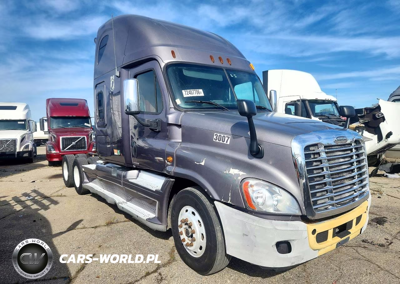 2008 Freightliner Cascadia Semi Truck VIN:1FUJGLCK78LZ65858 - 4