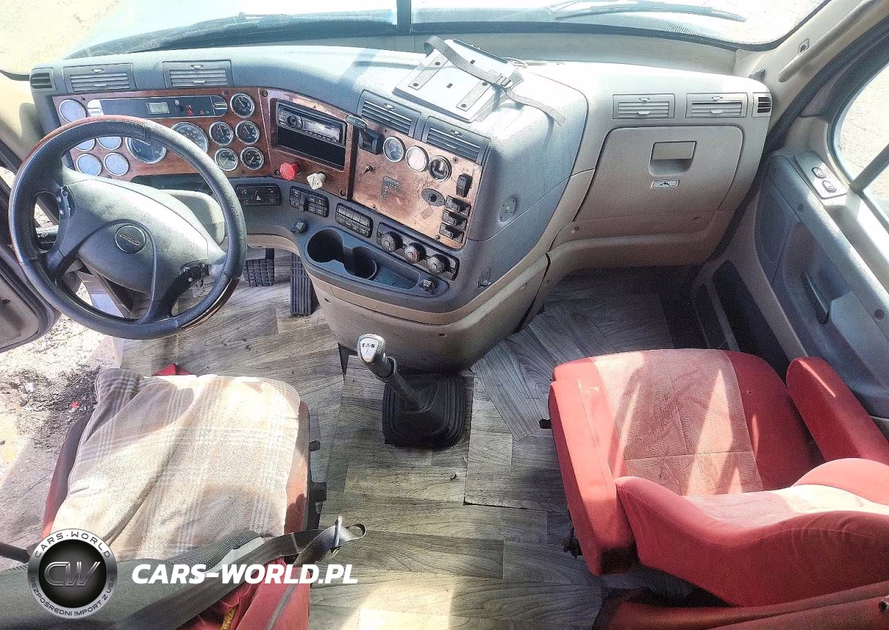 2008 Freightliner Cascadia Semi Truck VIN:1FUJGLCK78LZ65858 - 8