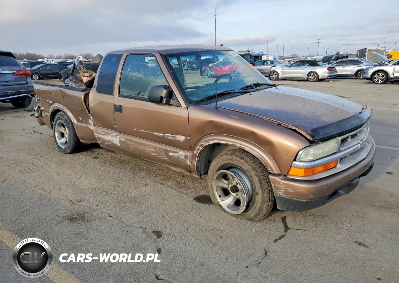 2002 Chevrolet S Truck S10 VIN:1GCCS195928217952 - 4