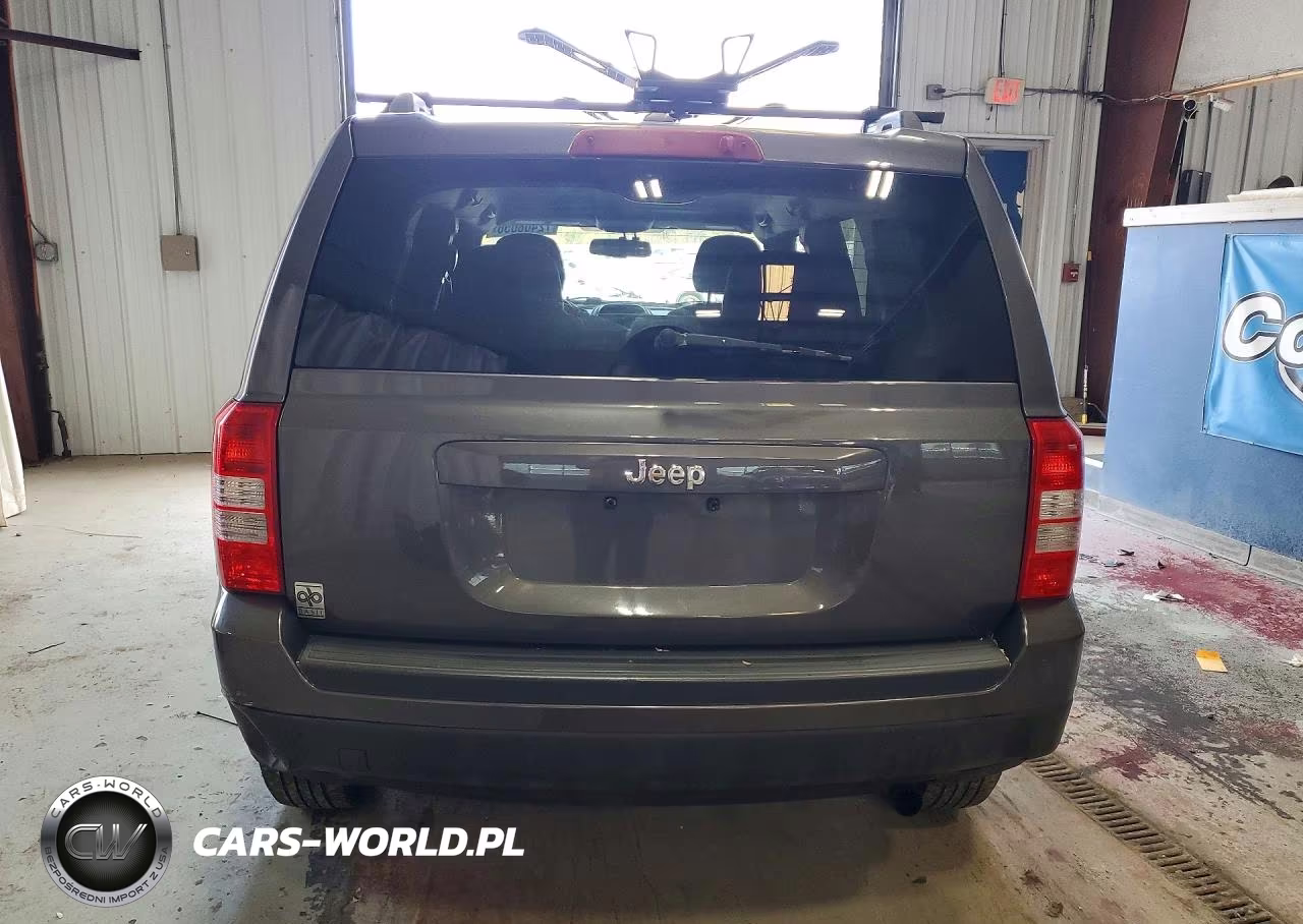 2016 Jeep Patriot Sport VIN:1C4NJPBA2GD687860 - 6