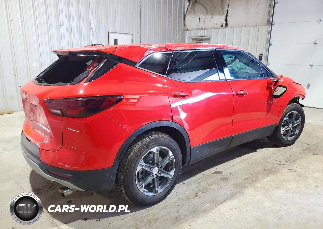 2025 Chevrolet Blazer 2Lt VIN:3GNKBHR42SS173142 - 3