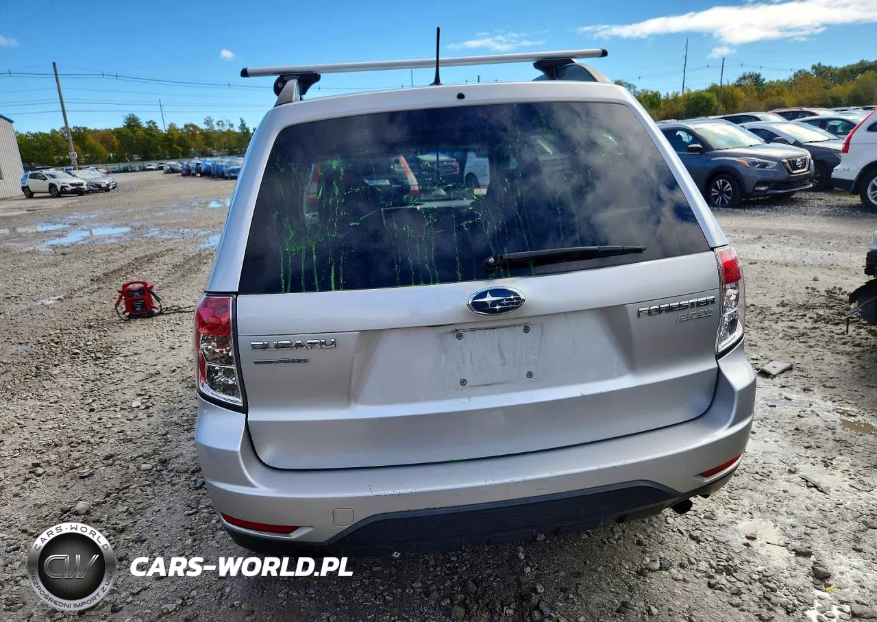 2011 Subaru Forester 2.5X Premium VIN:JF2SHADC1BH761203 - 6