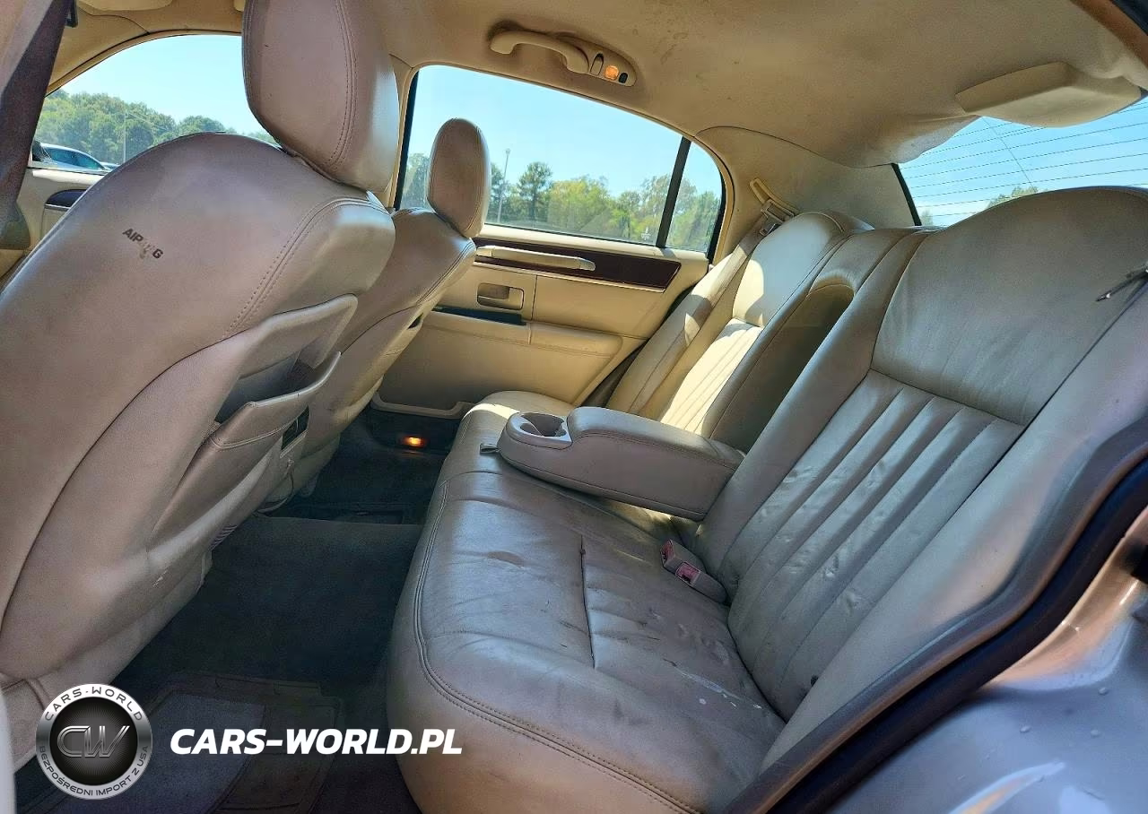 2004 Lincoln Town Car Executive VIN:1LNHM81W84Y635303 - 10
