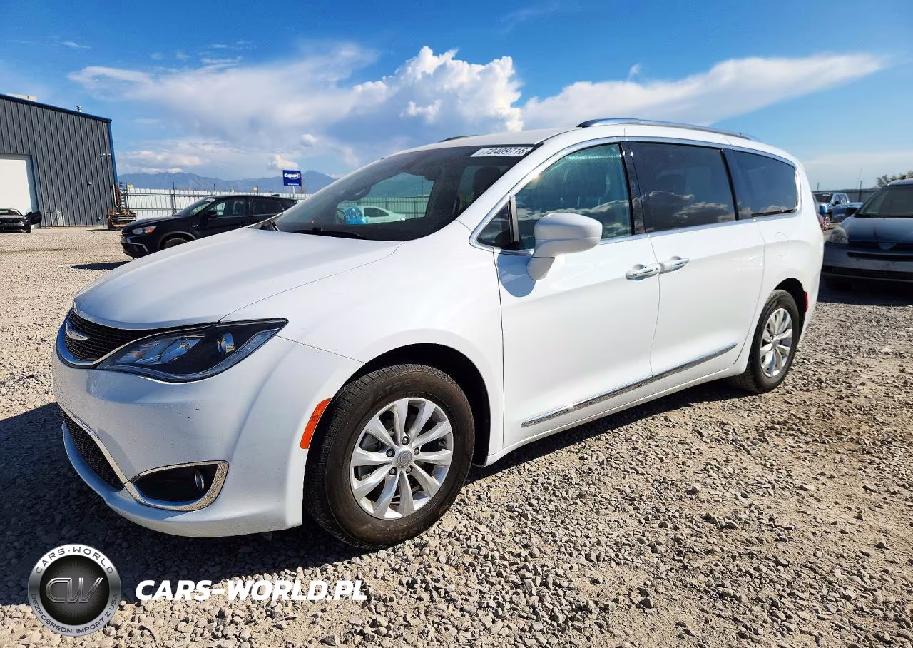 2019 Chrysler Pacifica Touring L