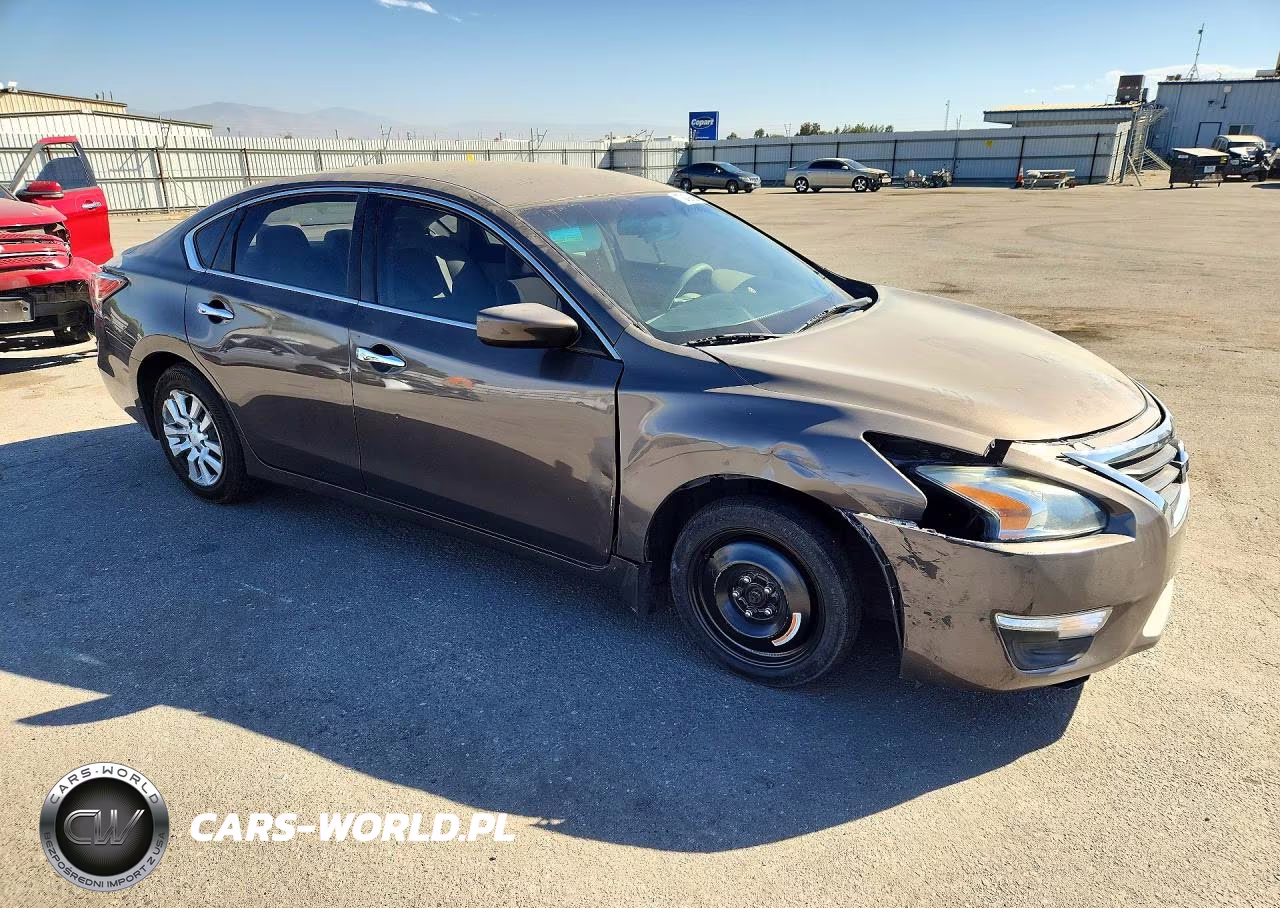 2015 Nissan Altima 2.5 S VIN:1N4AL3AP0FC436417 - 4