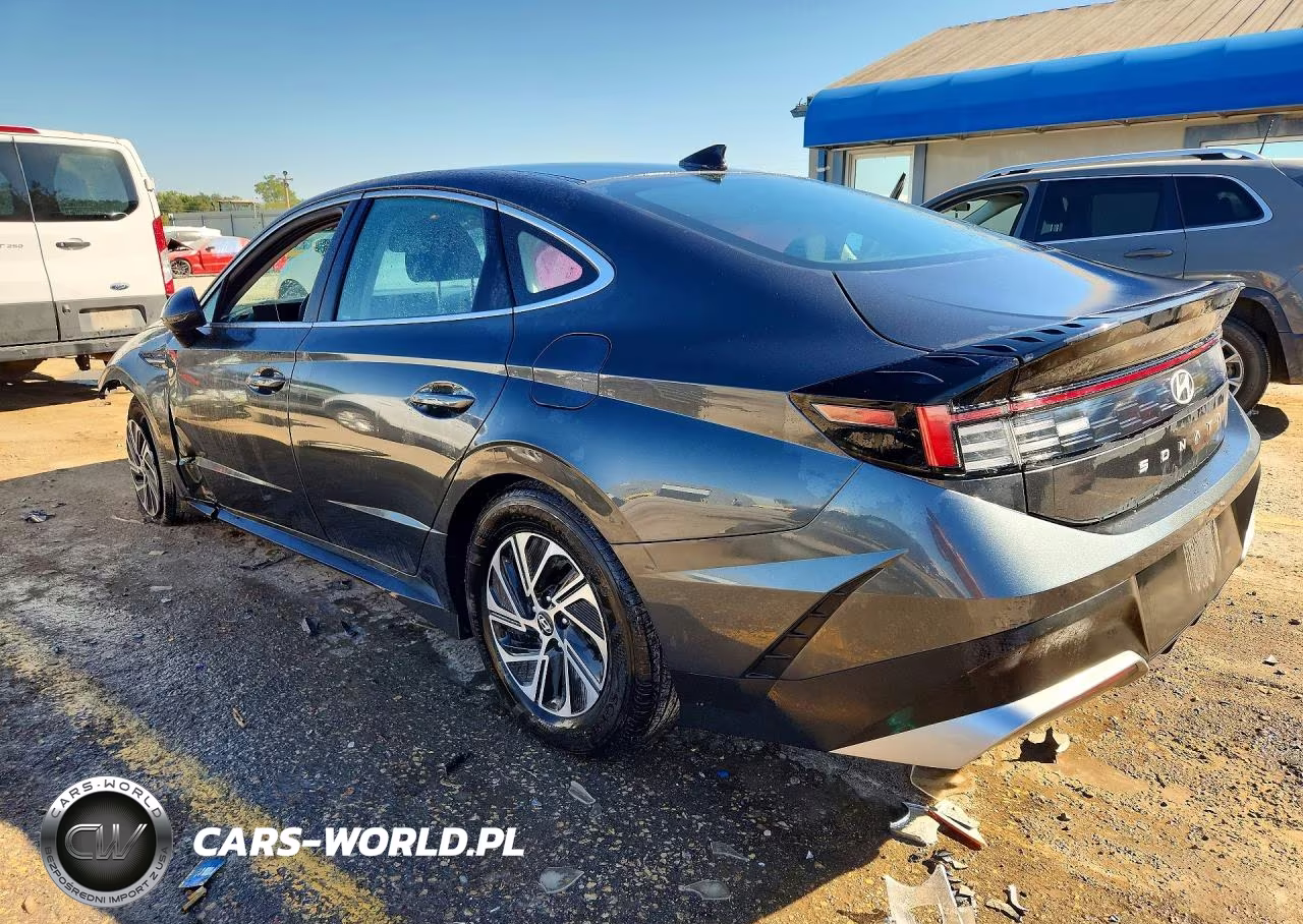 2026 Hyundai Sonata Hybrid Blue VIN:KMHL24JJ4TA173911 - 2
