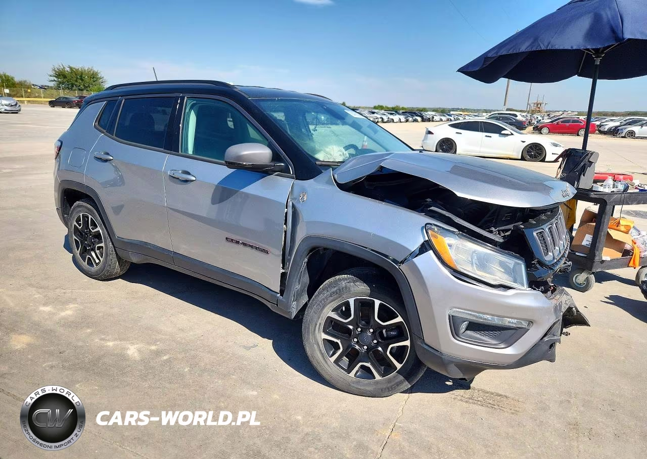 2020 Jeep Compass Trailhawk VIN:3C4NJDDB0LT207825 - 4
