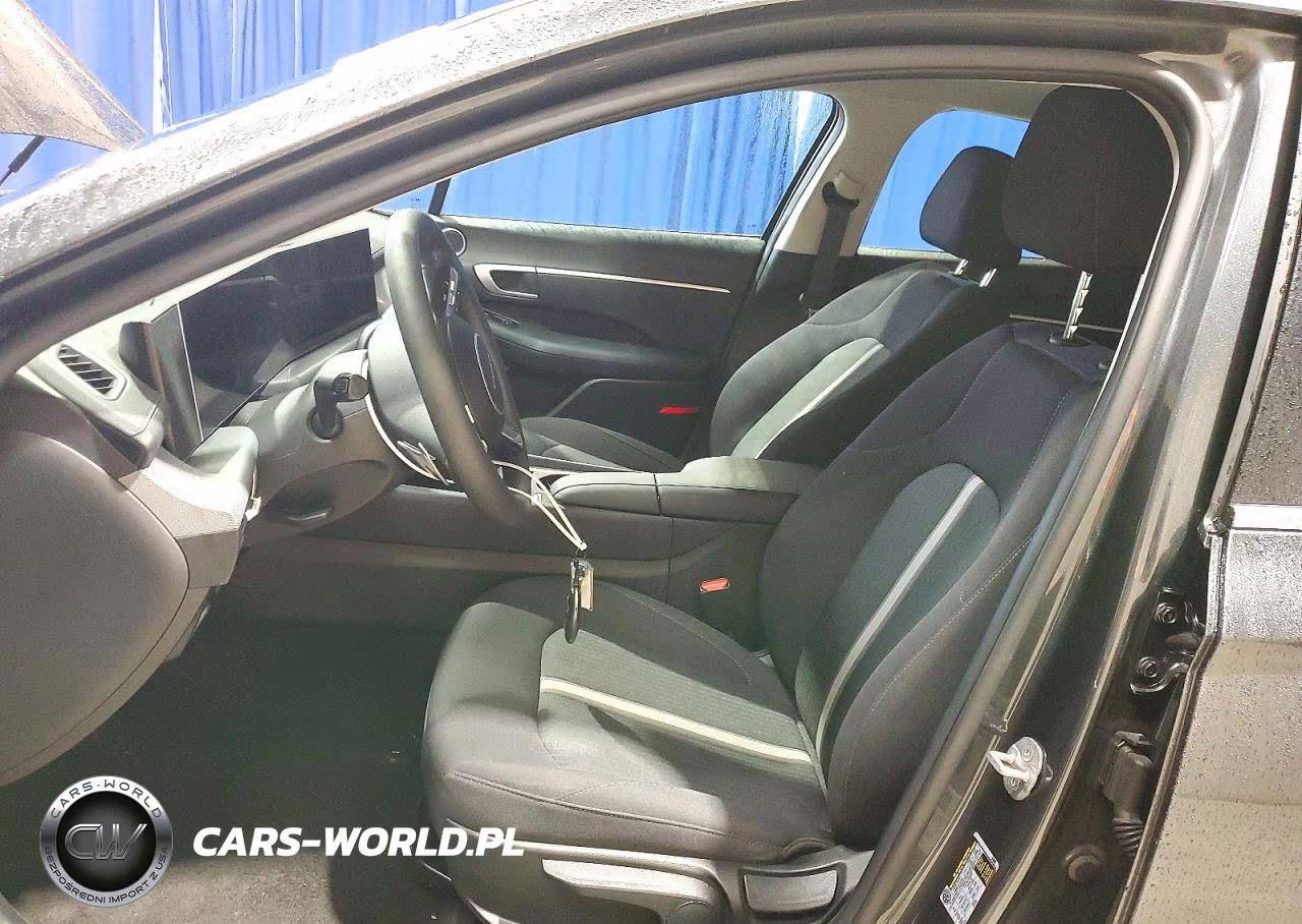 2026 Hyundai Sonata Hybrid Blue VIN:KMHL24JJ6TA144863 - 7