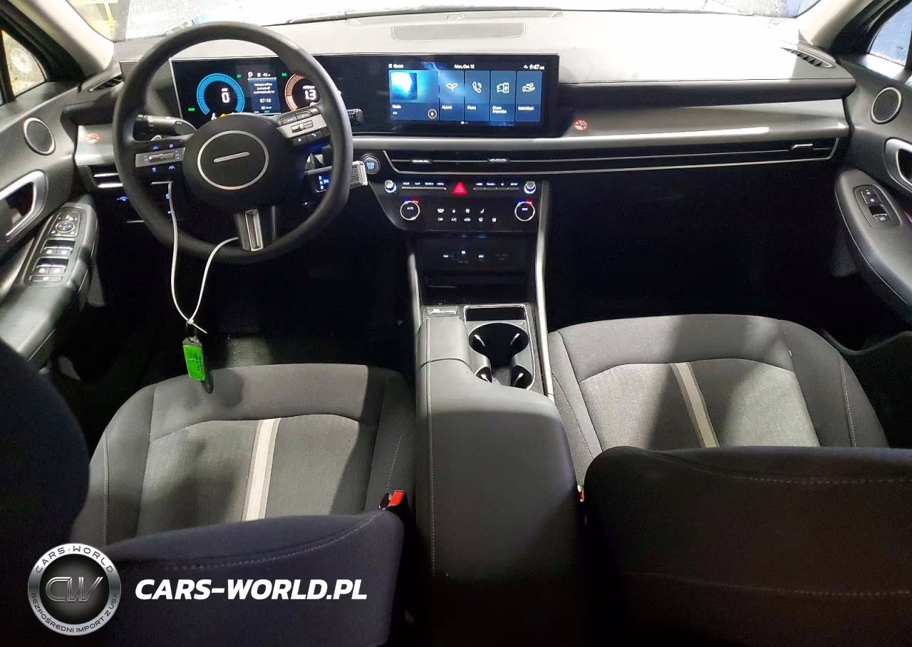 2026 Hyundai Sonata Hybrid Blue VIN:KMHL24JJ6TA144863 - 8