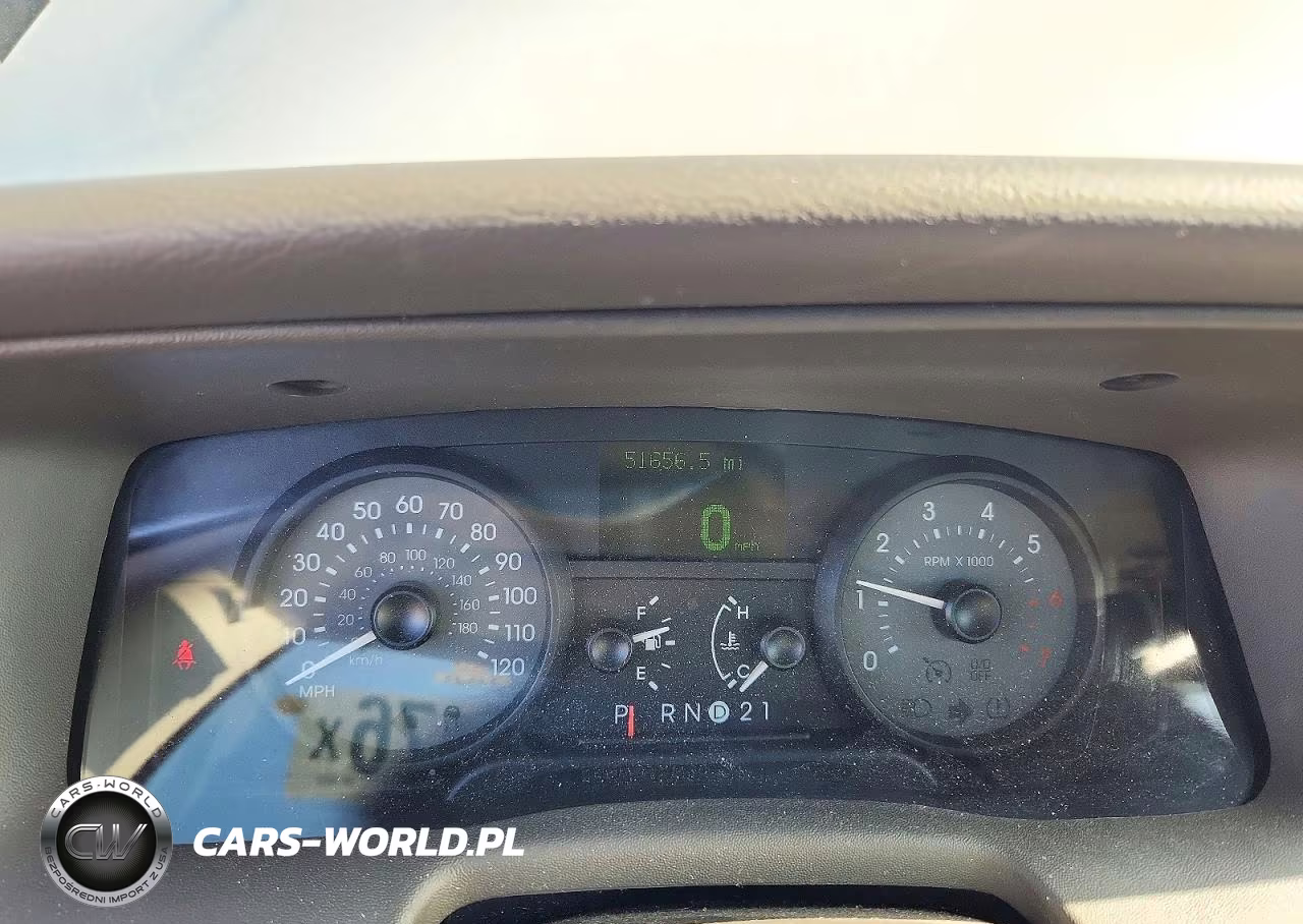 2007 Mercury Grand Marquis Ls VIN:2MEFM75V27X642872 - 9