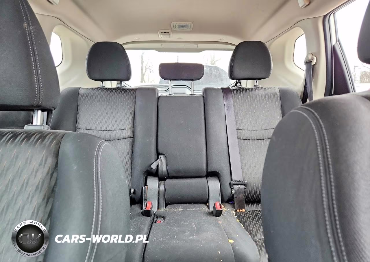 2017 Nissan Rogue S VIN:KNMAT2MT7HP507170 - 10