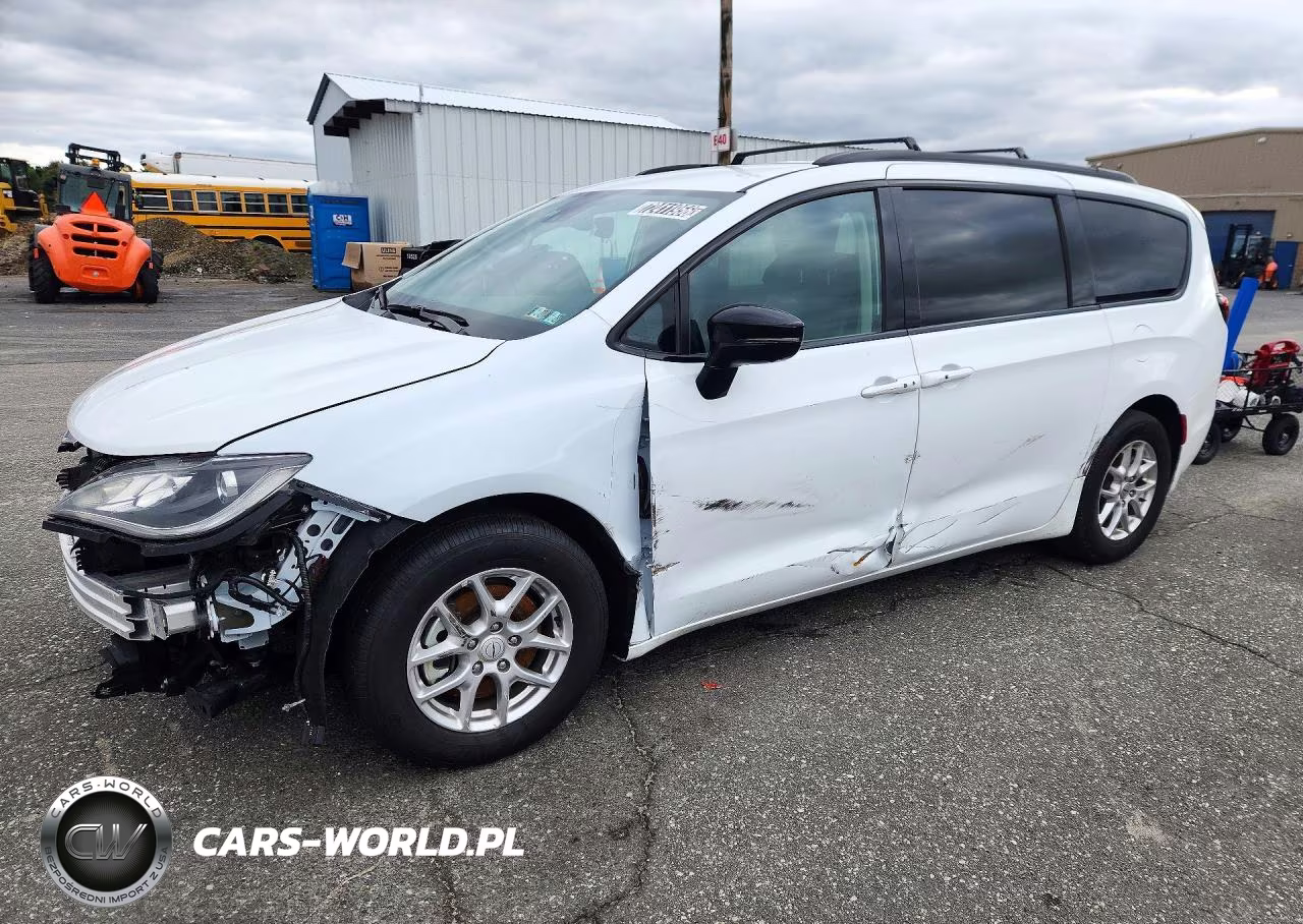 2026 Chrysler Pacifica Select VIN:2C4RC1BG7TR280363 - 1