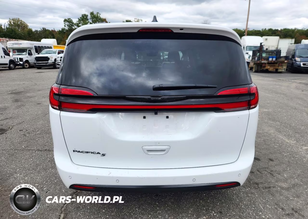 2026 Chrysler Pacifica Select VIN:2C4RC1BG7TR280363 - 6