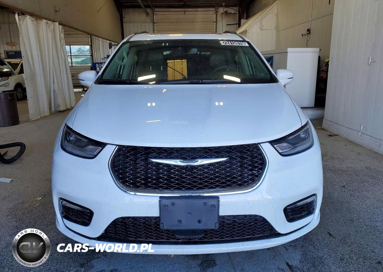 2025 Chrysler Pacifica Limited VIN:2C4RC1GG9SR578100 - 5