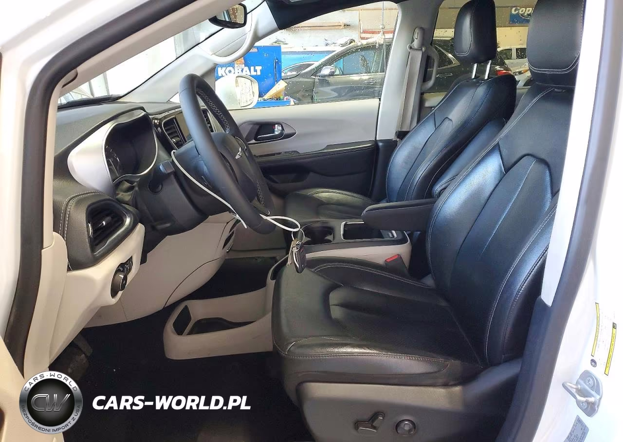 2025 Chrysler Pacifica Limited VIN:2C4RC1GG9SR578100 - 7