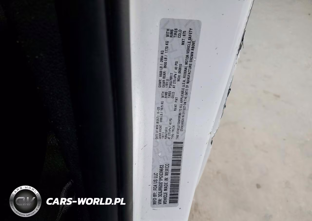 2023 Ram 1500 Classic Tradesman VIN:3C6JR6DG1PG639683 - 12