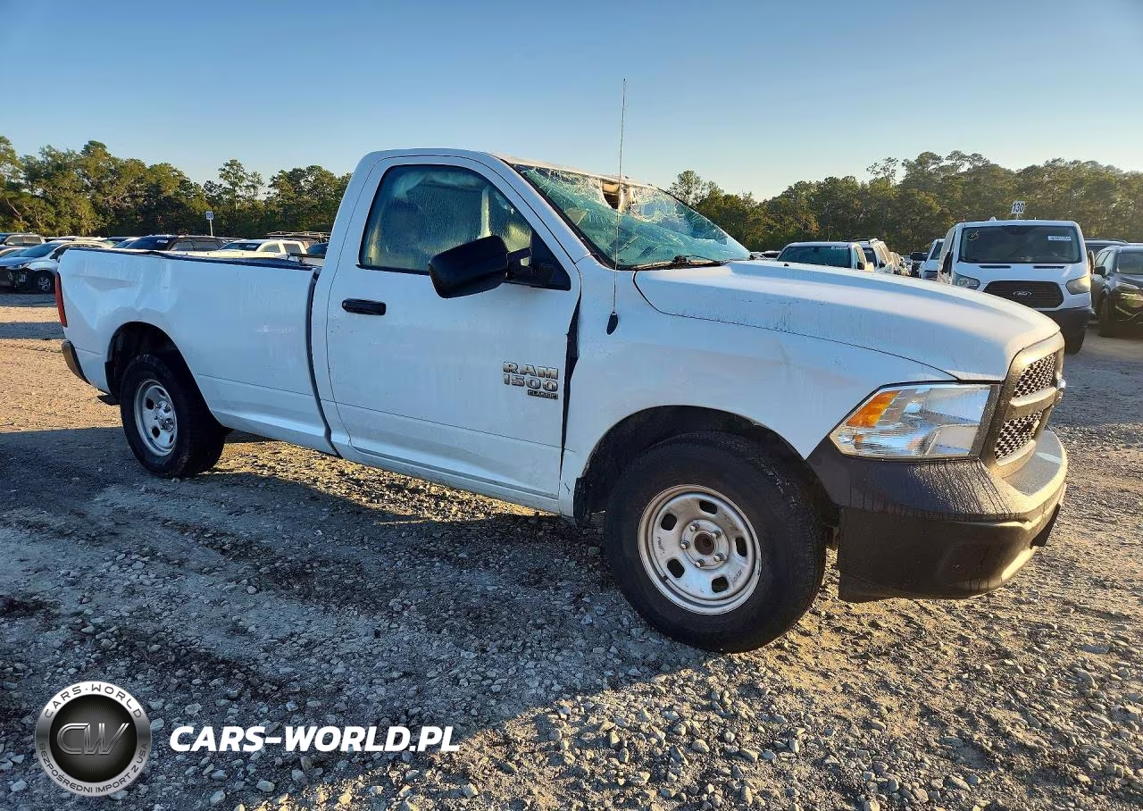 2023 Ram 1500 Classic Tradesman VIN:3C6JR6DG1PG639683 - 4