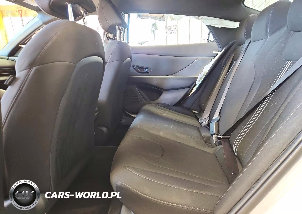 2026 Hyundai Elantra Sel Sport VIN:KMHLM4DG8TU250434 - 10