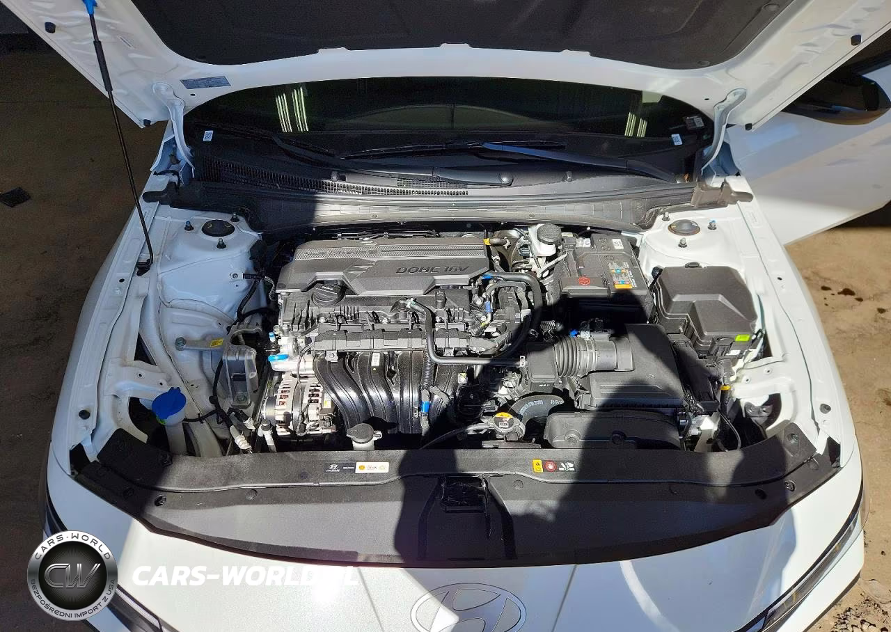 2026 Hyundai Elantra Sel Sport VIN:KMHLM4DG8TU250434 - 11
