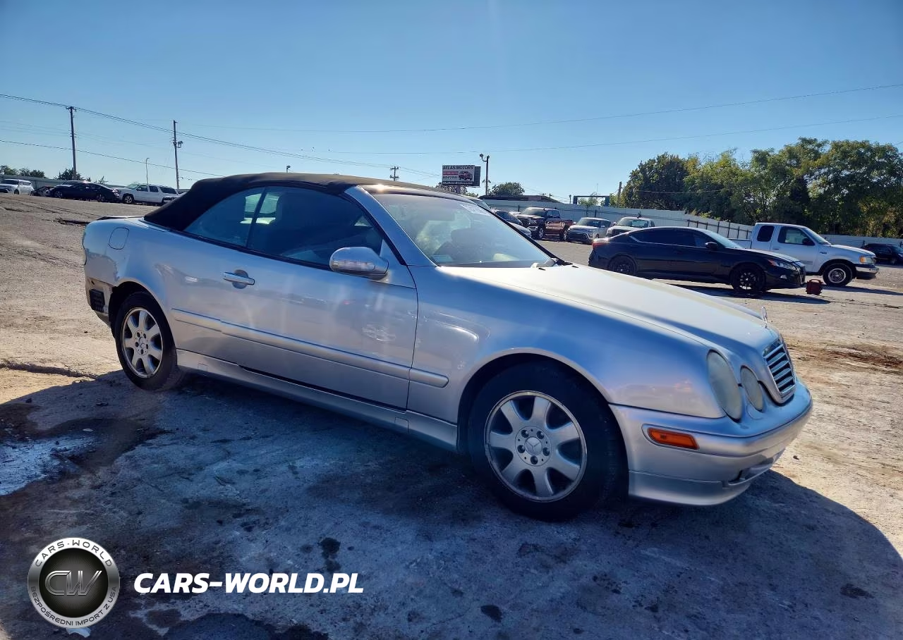 2000 Mercedes-Benz Clk 320 VIN:WDBLK65GXYT053913 - 4