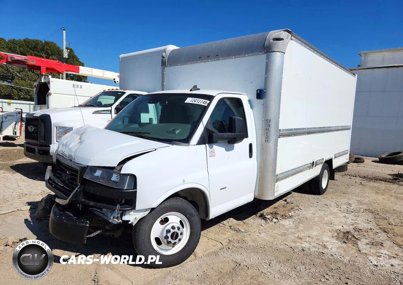 2021 GMC Savana Cutaway G3500 Box Truck VIN:7GZ37TC78MN009320 - 1