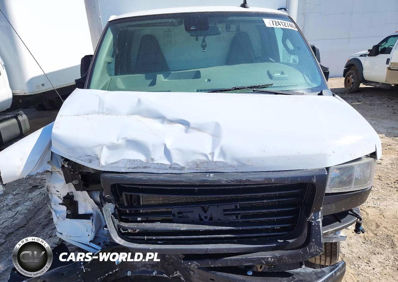2021 GMC Savana Cutaway G3500 Box Truck VIN:7GZ37TC78MN009320 - 11