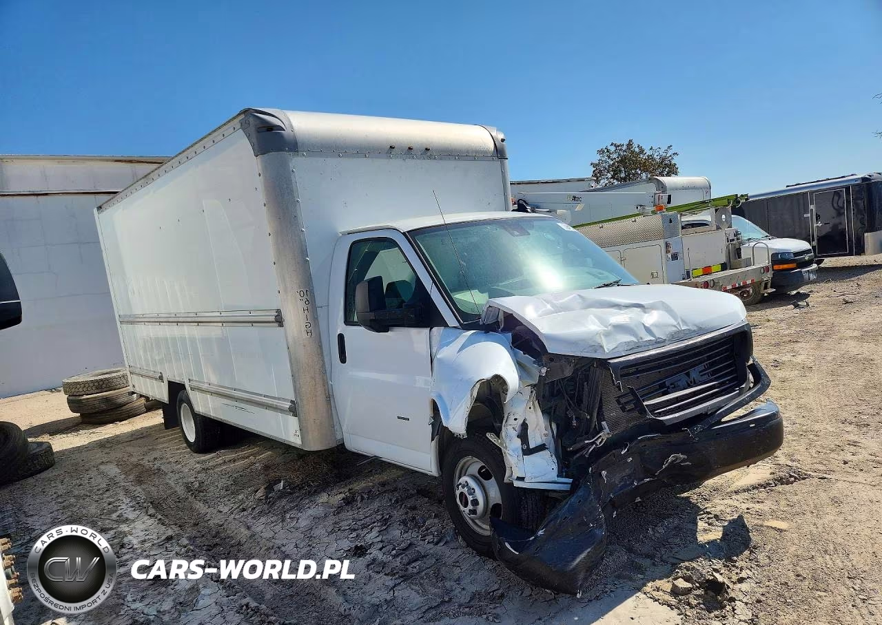 2021 GMC Savana Cutaway G3500 Box Truck VIN:7GZ37TC78MN009320 - 4