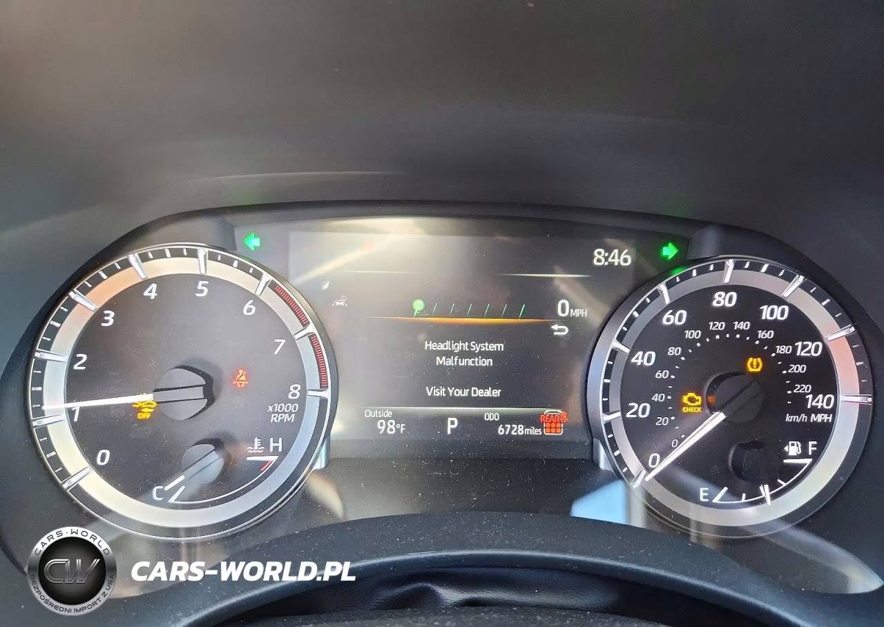 2025 Toyota Highlander Xle VIN:5TDKDRAH8SS556787 - 9