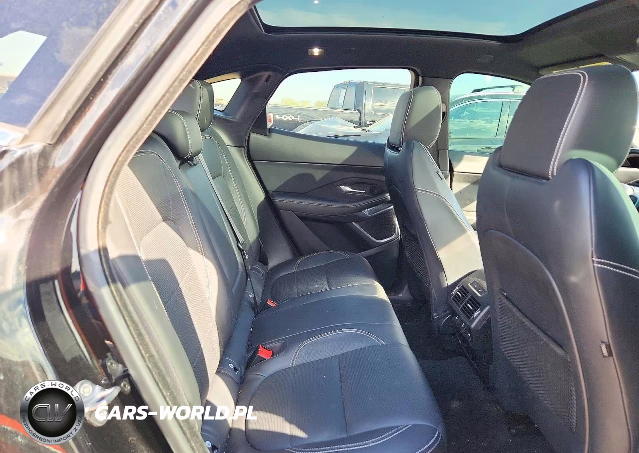 2018 Jaguar E-Pace R-Dynamic Se VIN:SADFL2GX2J1Z31714 - 10