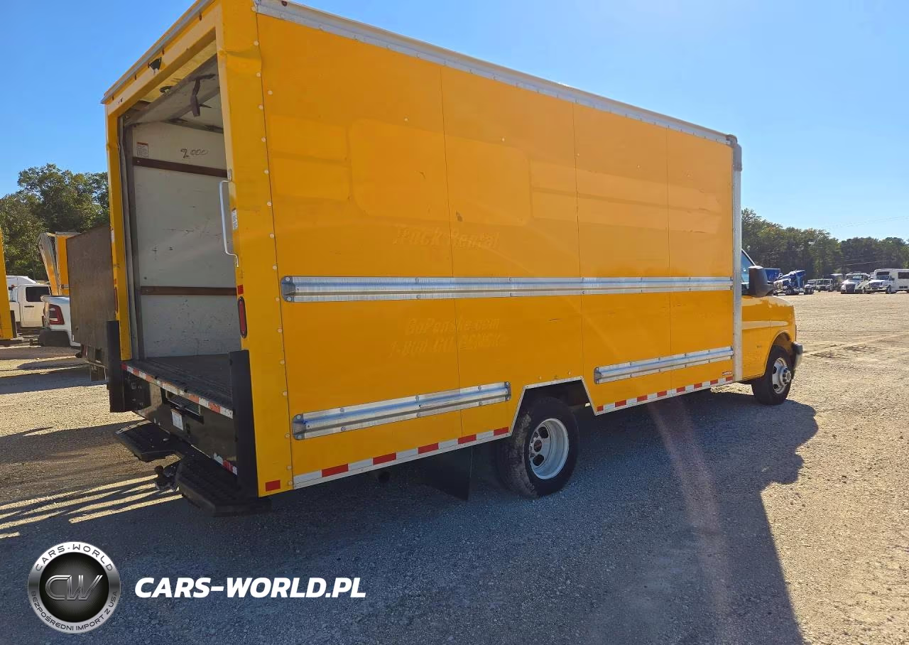 2022 GMC Savana Box Truck VIN:7GZ37TC79NN003981 - 3
