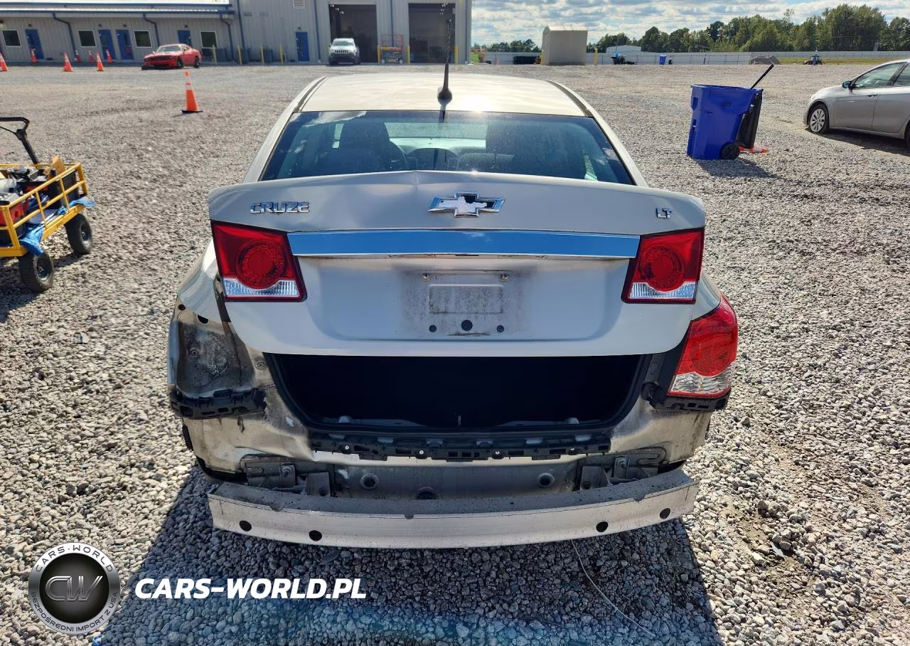 2014 Chevrolet Cruze Lt VIN:1G1PC5SB3E7245979 - 6
