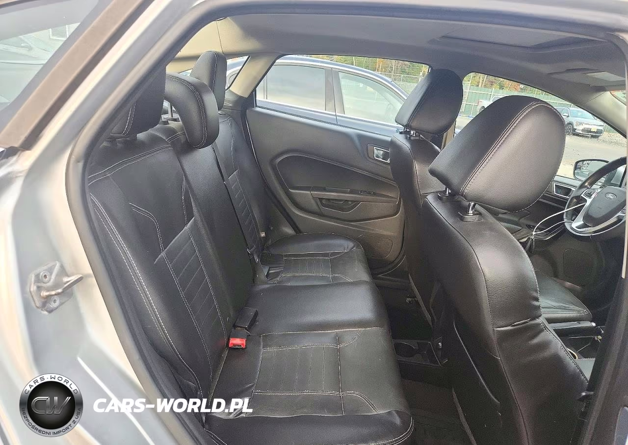 2014 Ford Fiesta Titanium VIN:3FADP4CJ3EM194879 - 10