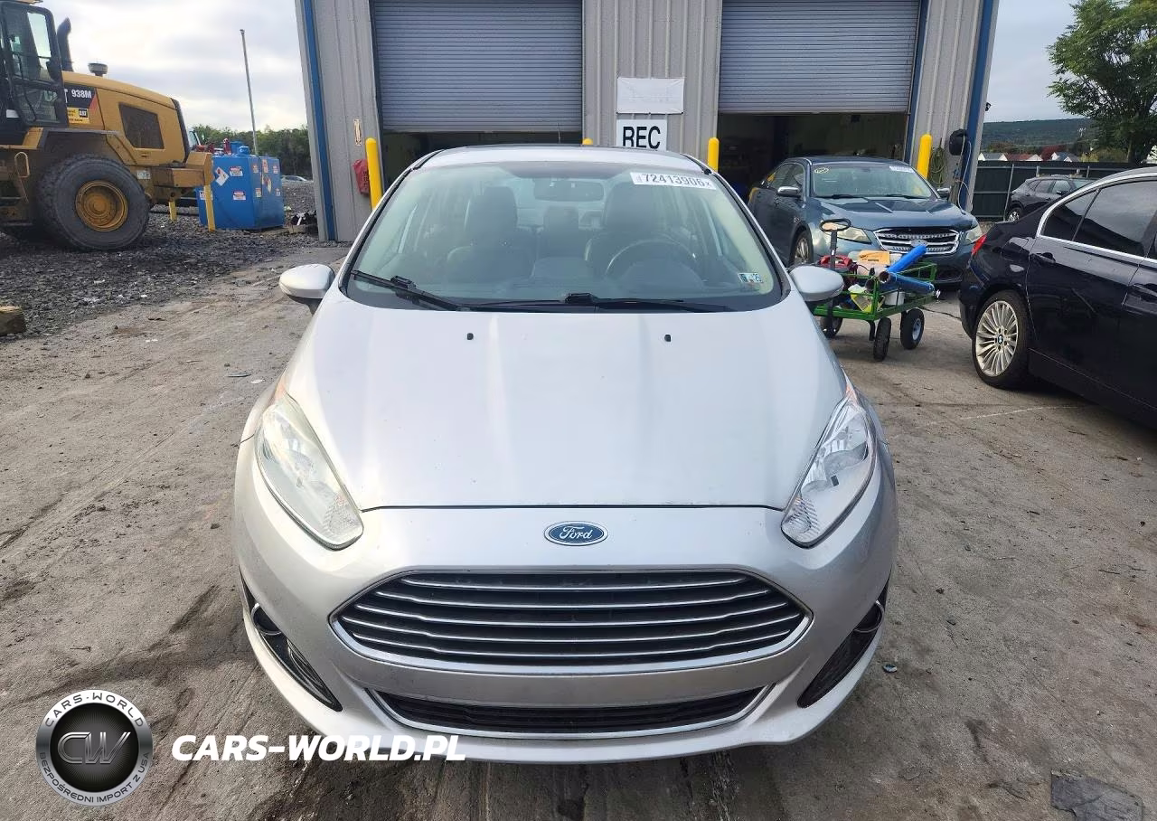 2014 Ford Fiesta Titanium VIN:3FADP4CJ3EM194879 - 5