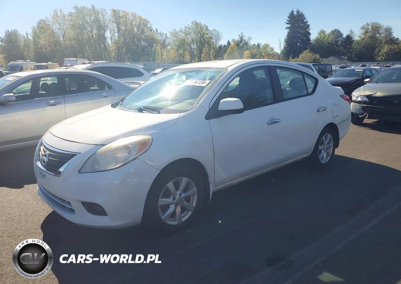 2012 Nissan Versa 1.6 S
