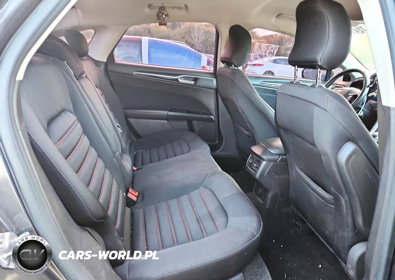 2016 Ford Fusion Se VIN:3FA6P0H71GR393532 - 10