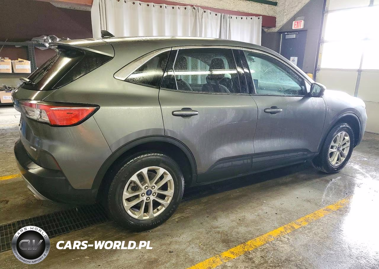 2022 Ford Escape Se VIN:1FMCU9G68NUB80369 - 3