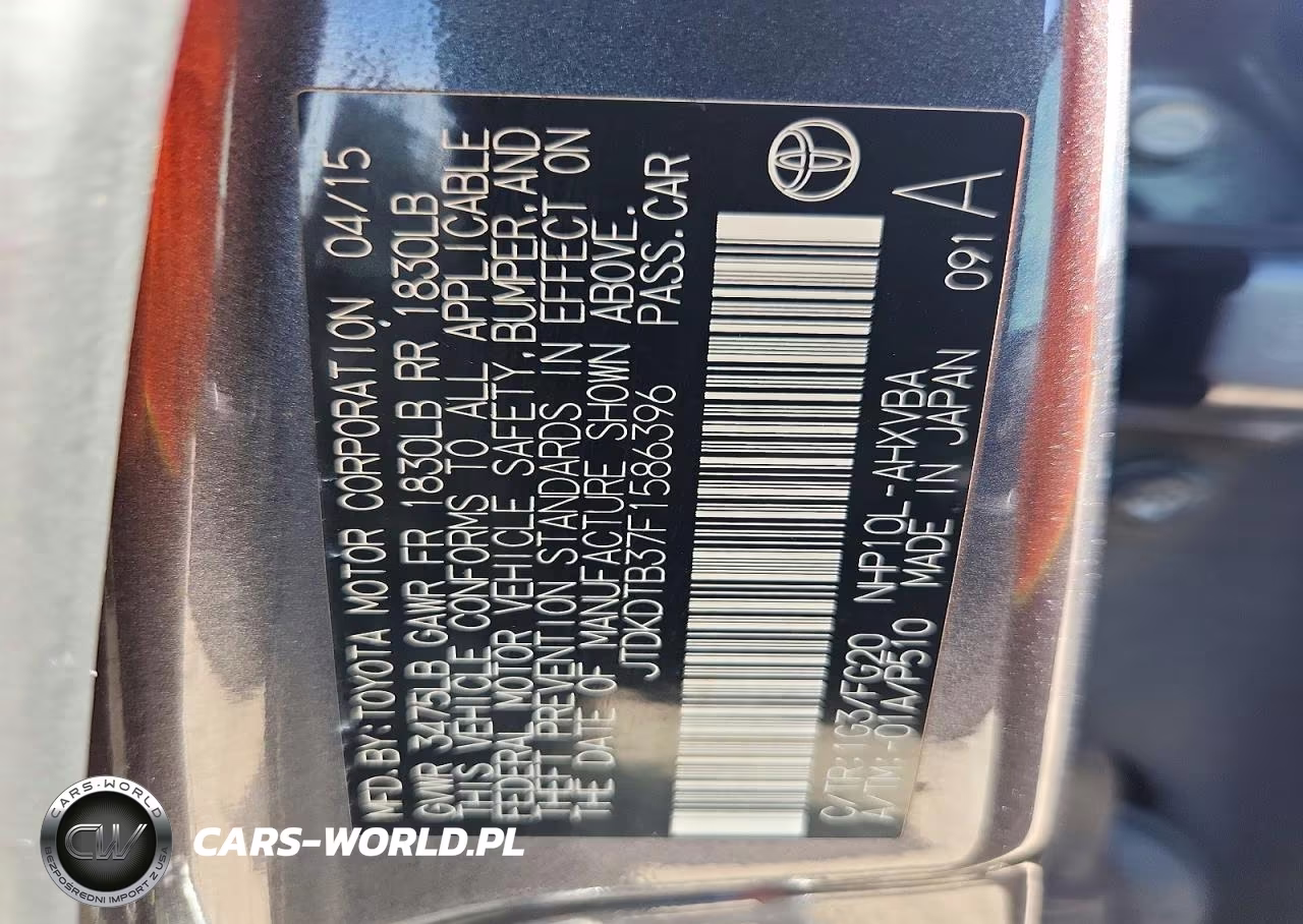 2015 Toyota Prius C Two VIN:JTDKDTB37F1586396 - 12