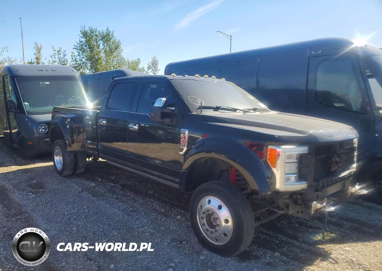 2017 Ford F450 Super Duty VIN:1FT8W4DTXHEE94329 - 4