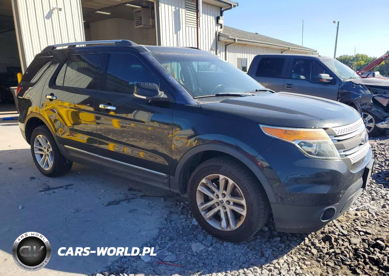 2013 Ford Explorer Xlt VIN:1FM5K8D88DGC79379 - 4