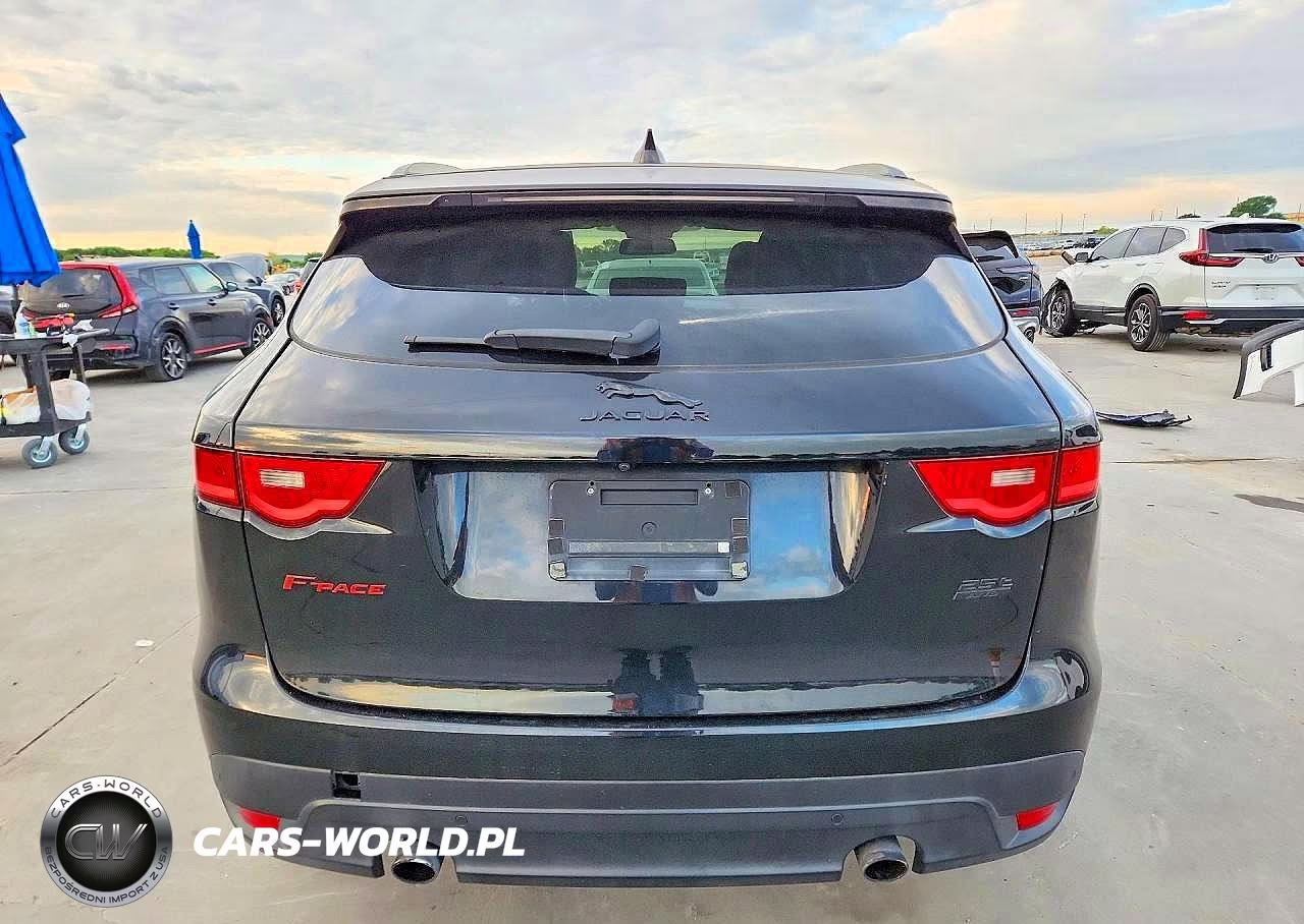2018 Jaguar F-Pace Premium VIN:SADCJ2FX2JA266081 - 6