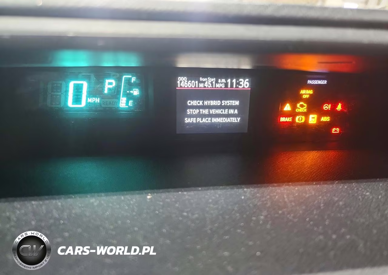 2013 Toyota Prius C VIN:JTDKDTB36D1031548 - 9