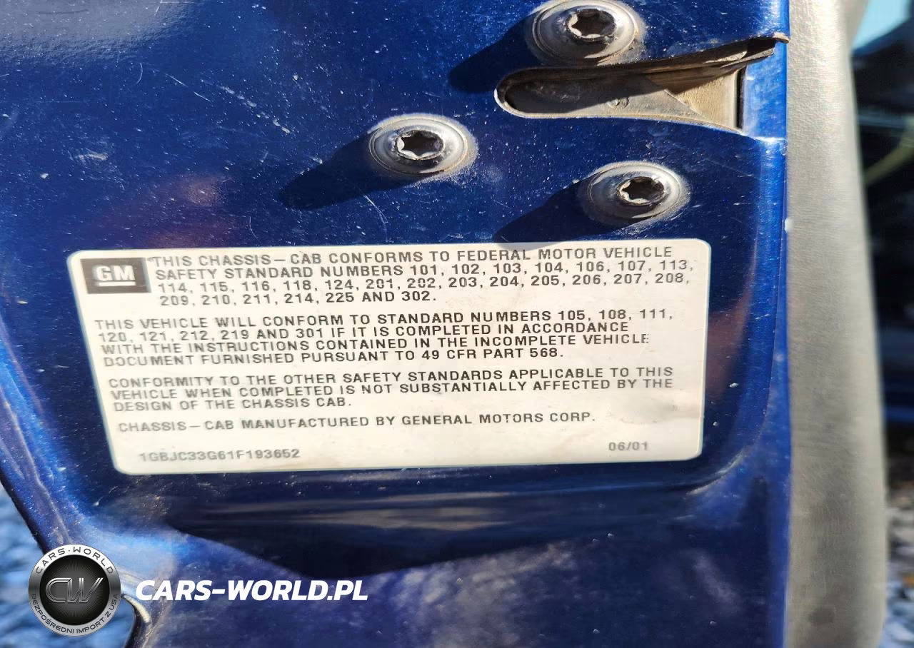 2001 Chevrolet Silverado C3500 VIN:1GBJC33G61F193652 - 12