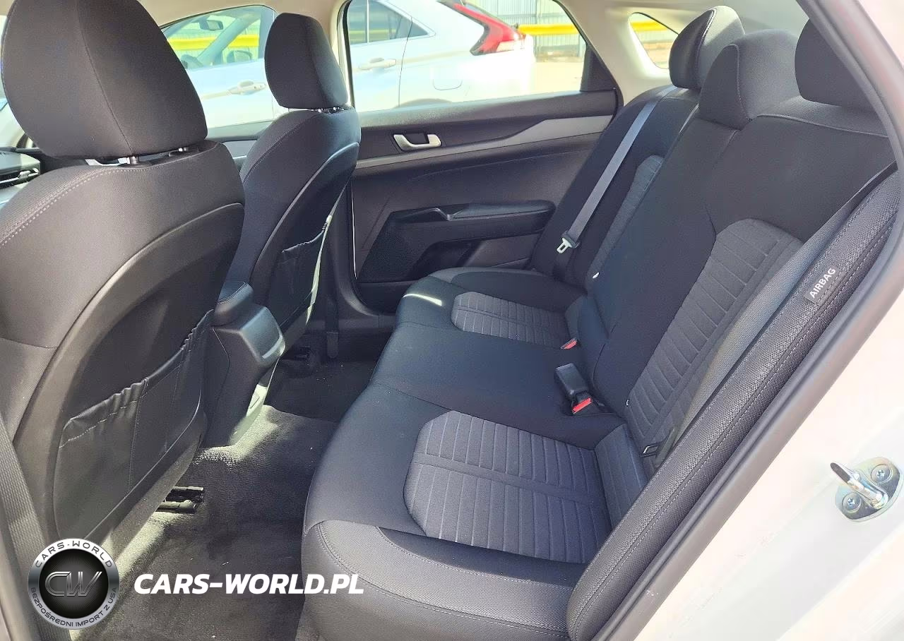 2026 Kia K5 Lxs VIN:KNAG24J73T5460611 - 10