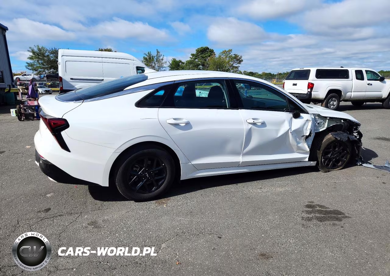 2026 Kia K5 Lxs VIN:KNAG24J73T5460611 - 3
