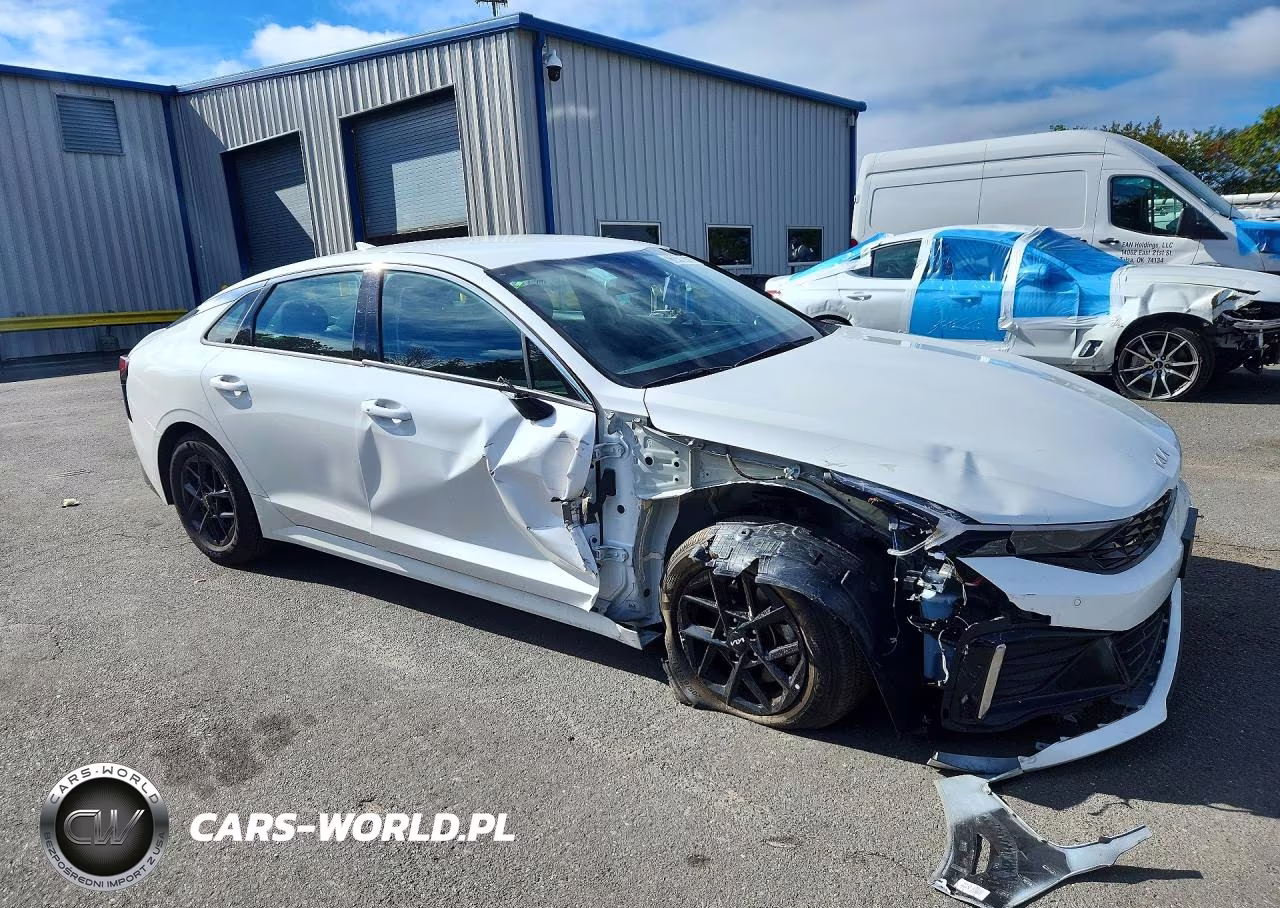 2026 Kia K5 Lxs VIN:KNAG24J73T5460611 - 4