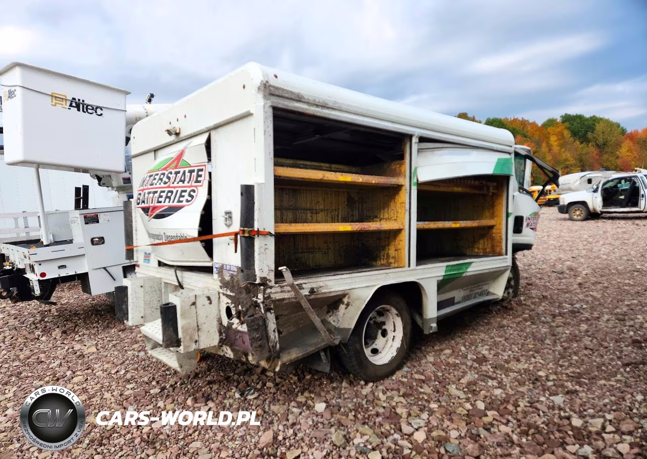 2018 Chevrolet 5500Xd Box Truck VIN:JALEEW165J7301447 - 3