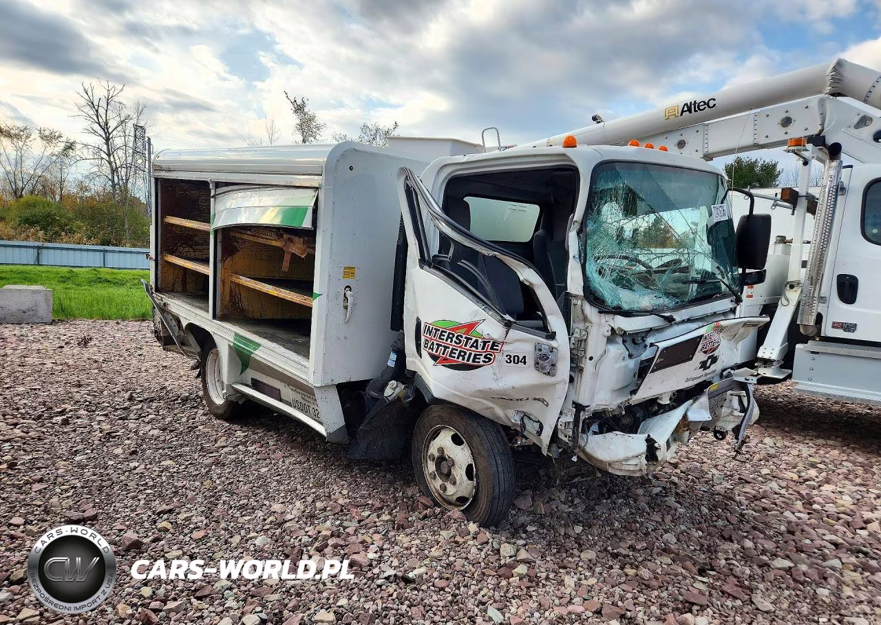 2018 Chevrolet 5500Xd Box Truck VIN:JALEEW165J7301447 - 4