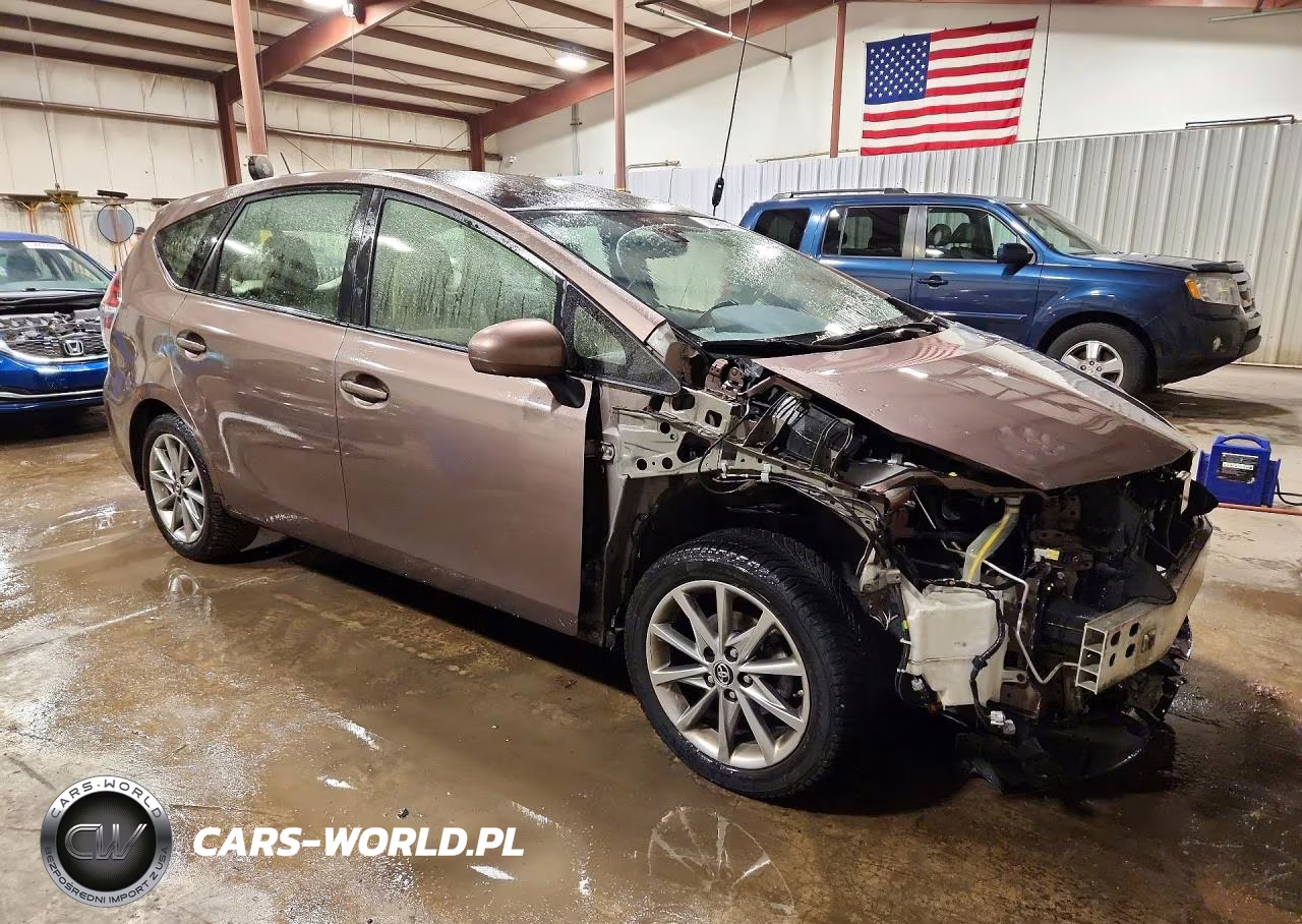 2017 Toyota Prius V Five VIN:JTDZN3EUXHJ060573 - 4