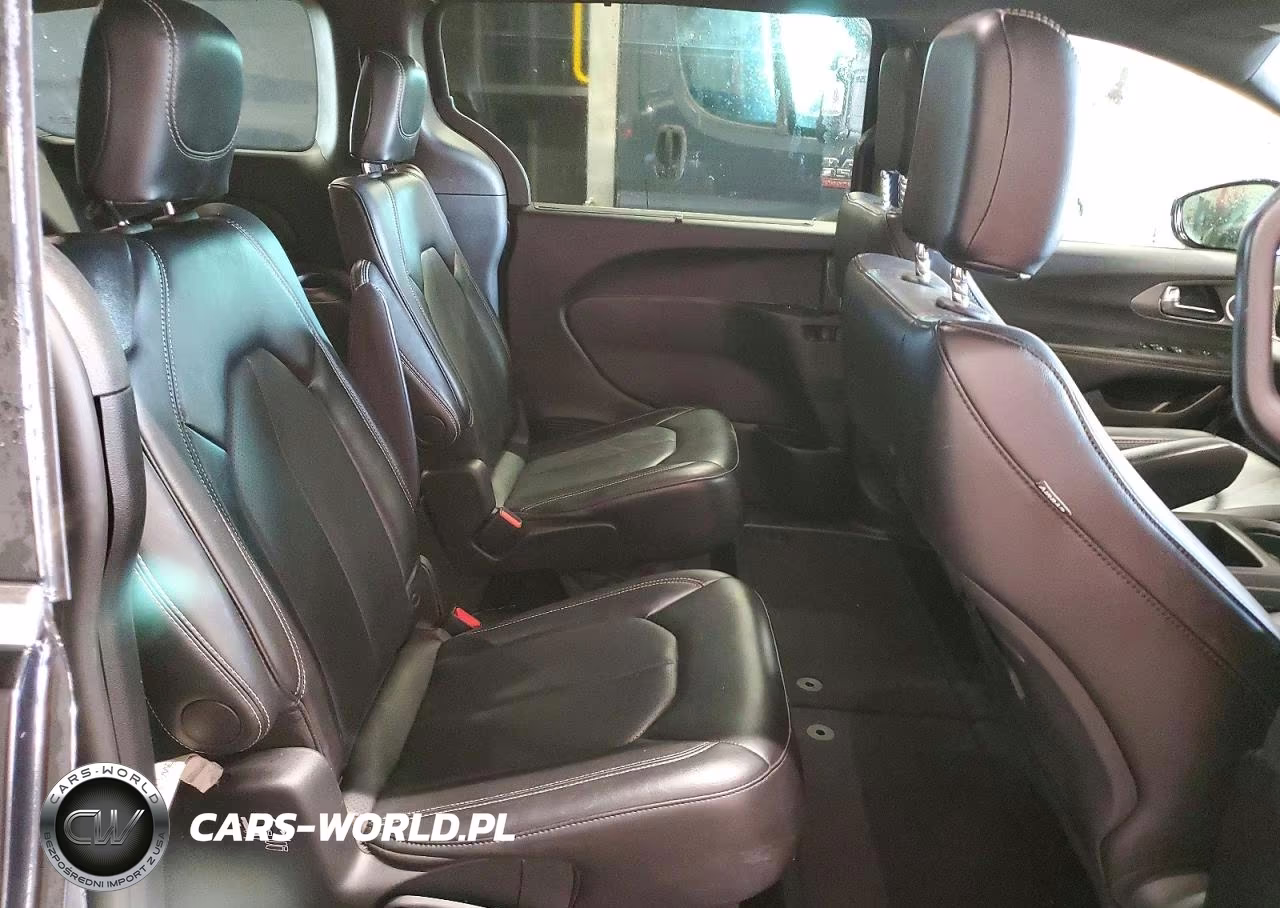 2025 Chrysler Pacifica Select VIN:2C4RC1BG0SR584097 - 11
