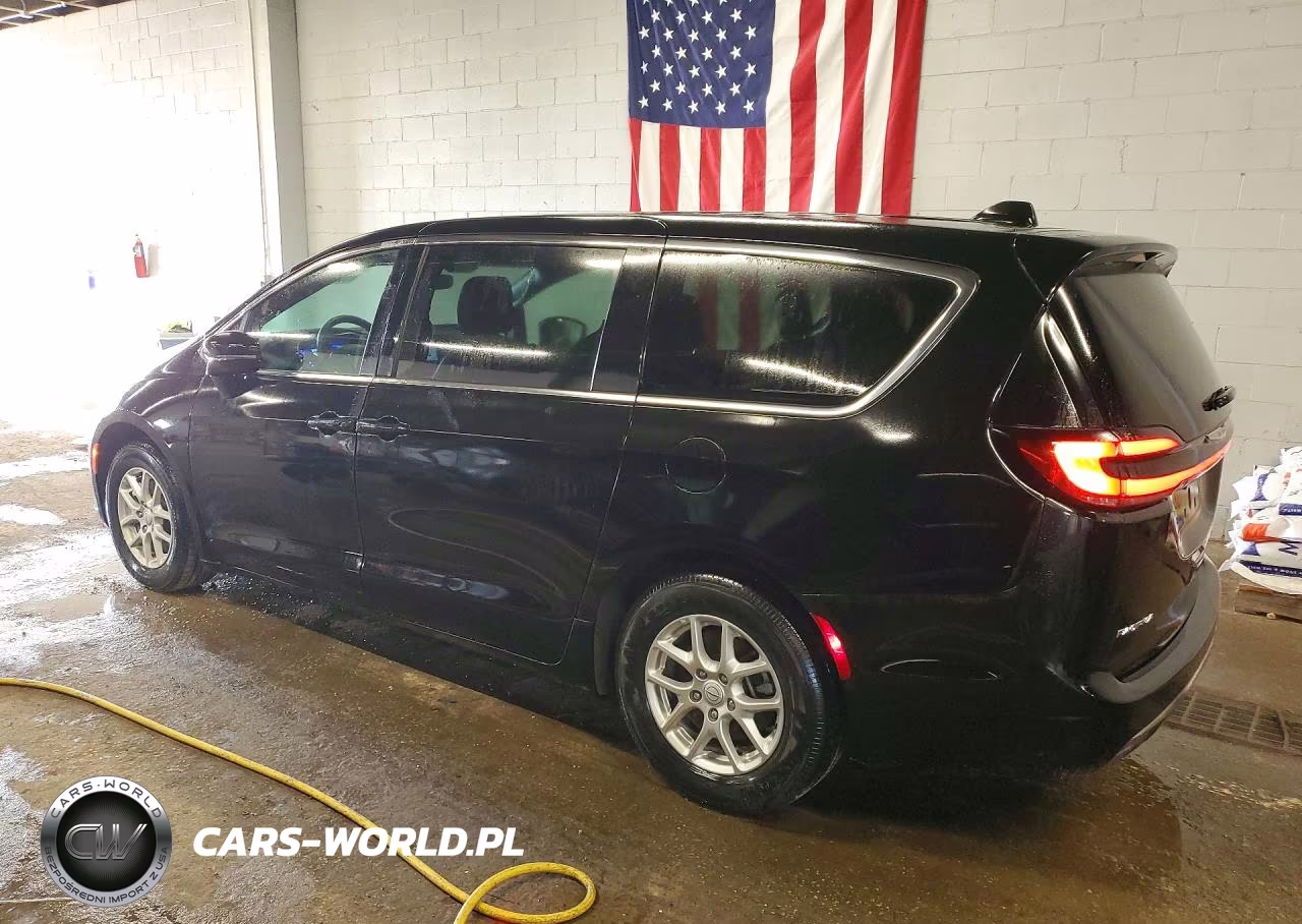 2025 Chrysler Pacifica Select VIN:2C4RC1BG0SR584097 - 2